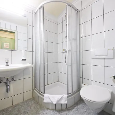 Heli's Bed and Breakfast 4*