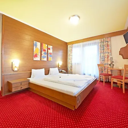 Heli's 4* Σάαλμπαχ-Χίντεργκλεμ