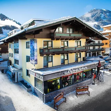 Heli's 住宿加早餐酒店 萨尔巴赫