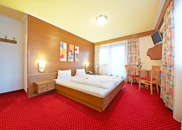 Heli's 3* ザールバッハ・ヒンターグレム